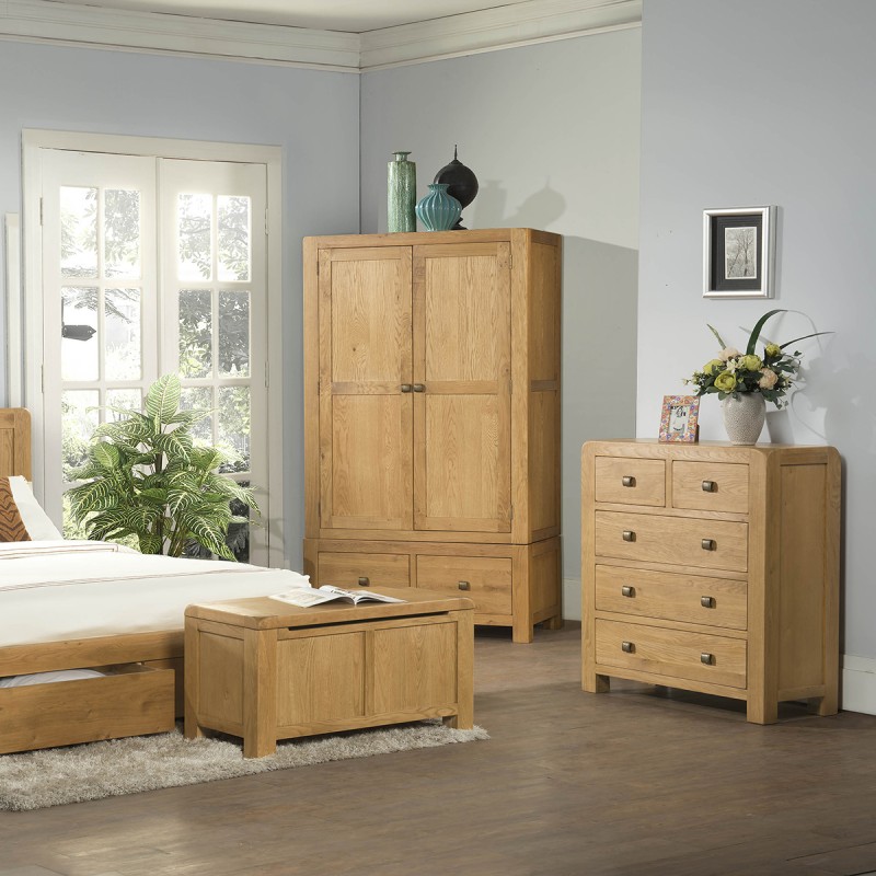 Avon Oak Blanket Box