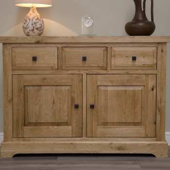 Deluxe Oak Medium Sideboard