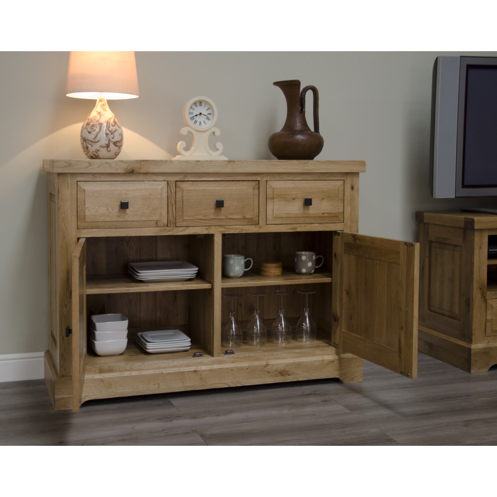 Deluxe Oak Medium Sideboard Deluxe Oak Medium Sideboard
