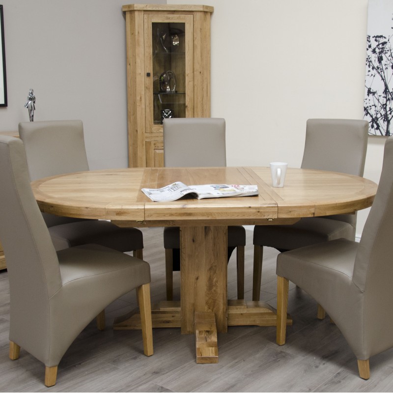 Deluxe Oak Round Extending Dining Table