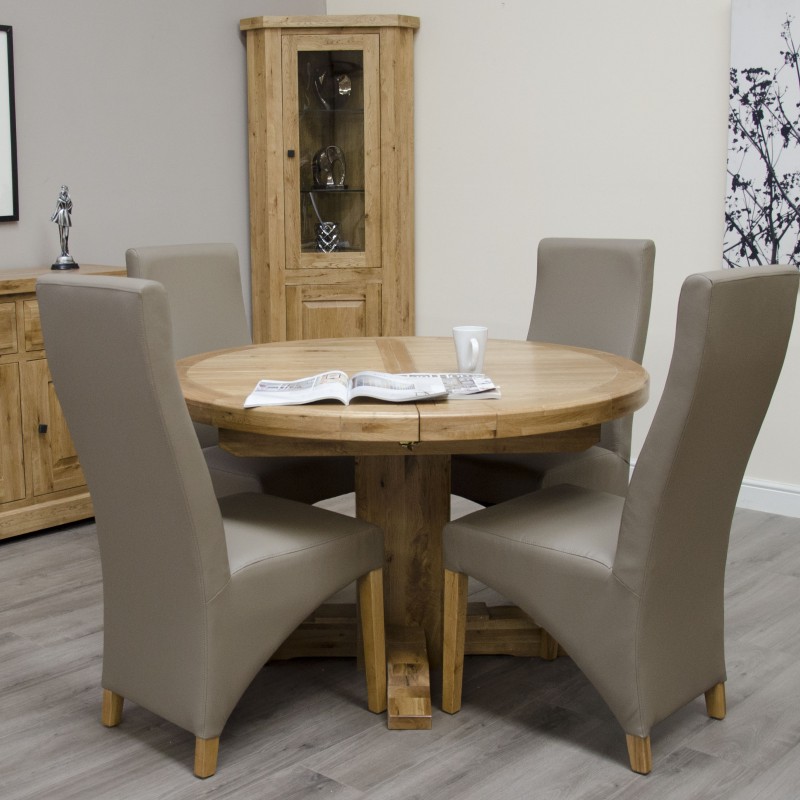 Deluxe Oak Round Extending Dining Table