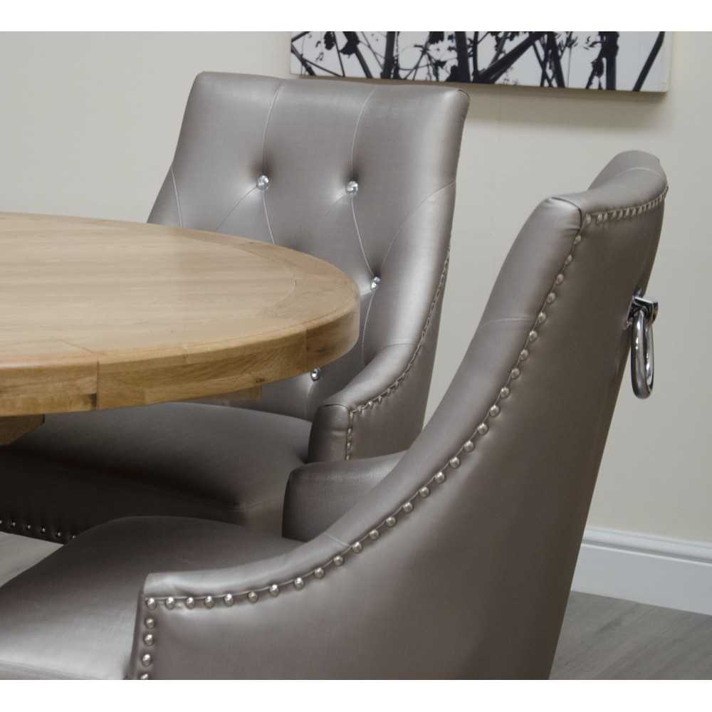 Deluxe Oak Round Extending Dining Table
