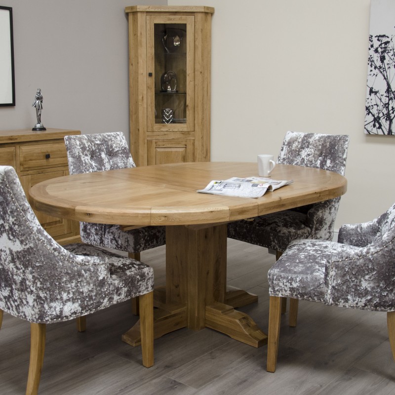 Deluxe Oak Round Extending Dining Table