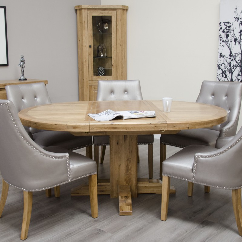 Deluxe Oak Round Extending Dining Table