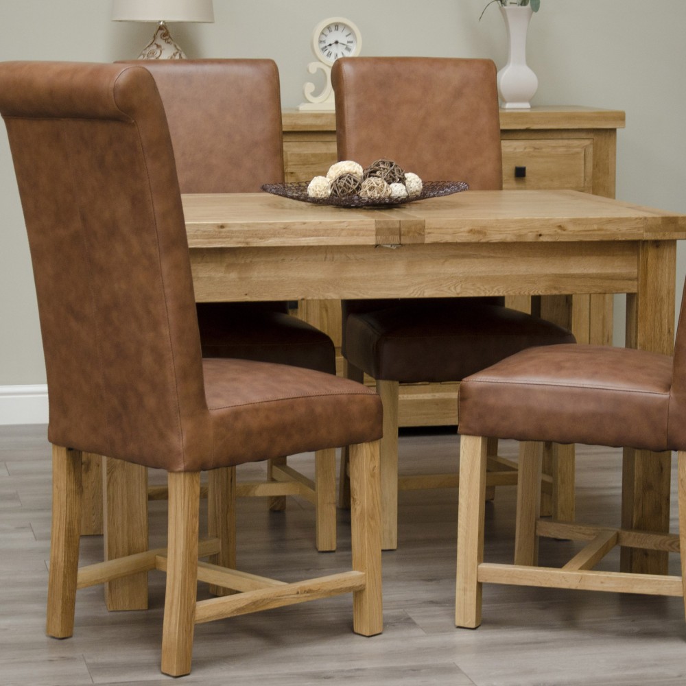 Deluxe Oak Small Extending Butterfly Dining Table