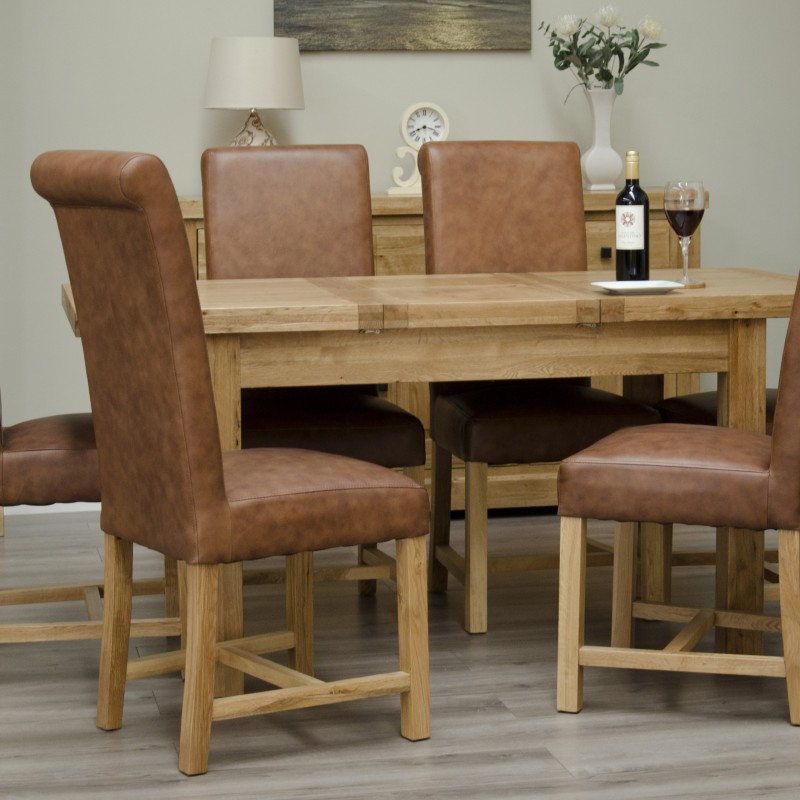 Deluxe Oak Small Extending Butterfly Dining Table
