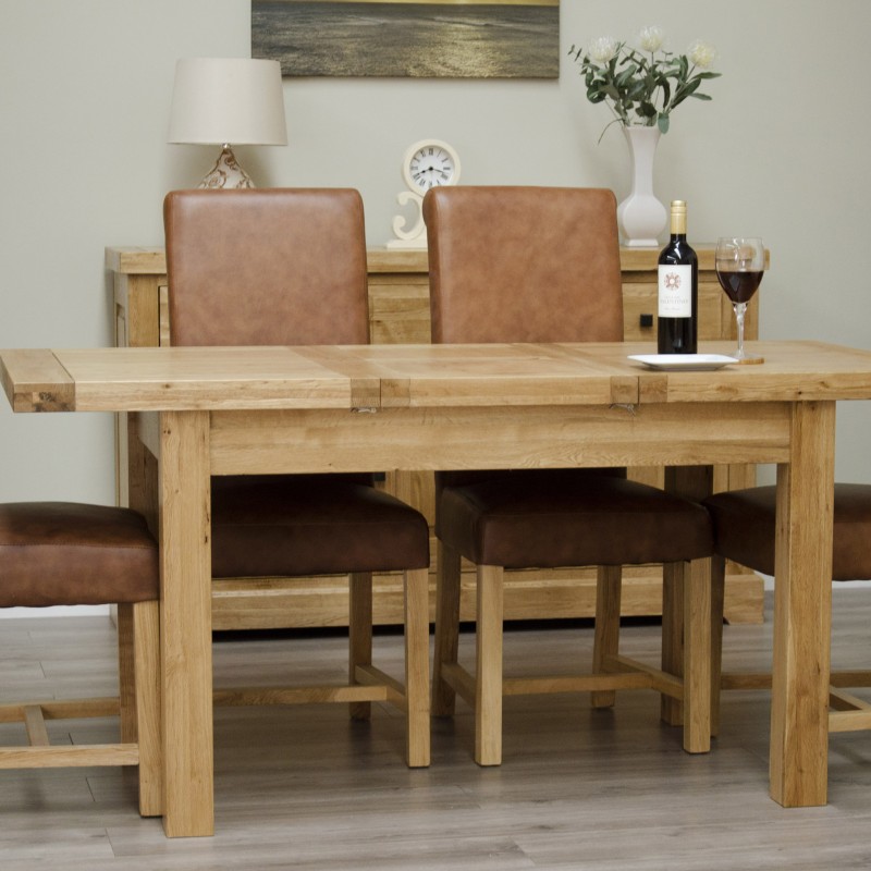 Deluxe Oak Small Extending Butterfly Dining Table