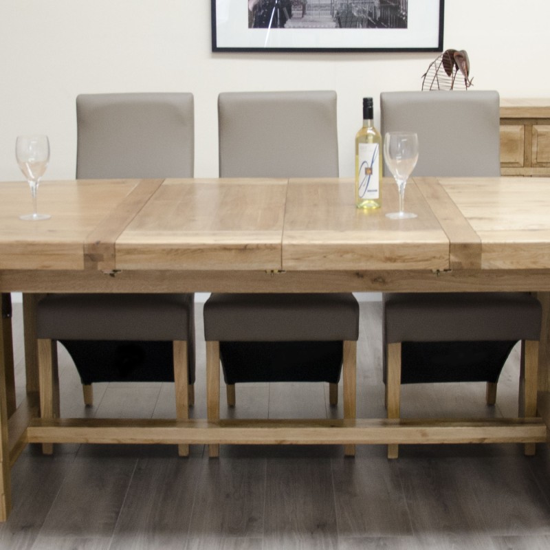 Deluxe Oak Super Oval Extending Dining Table