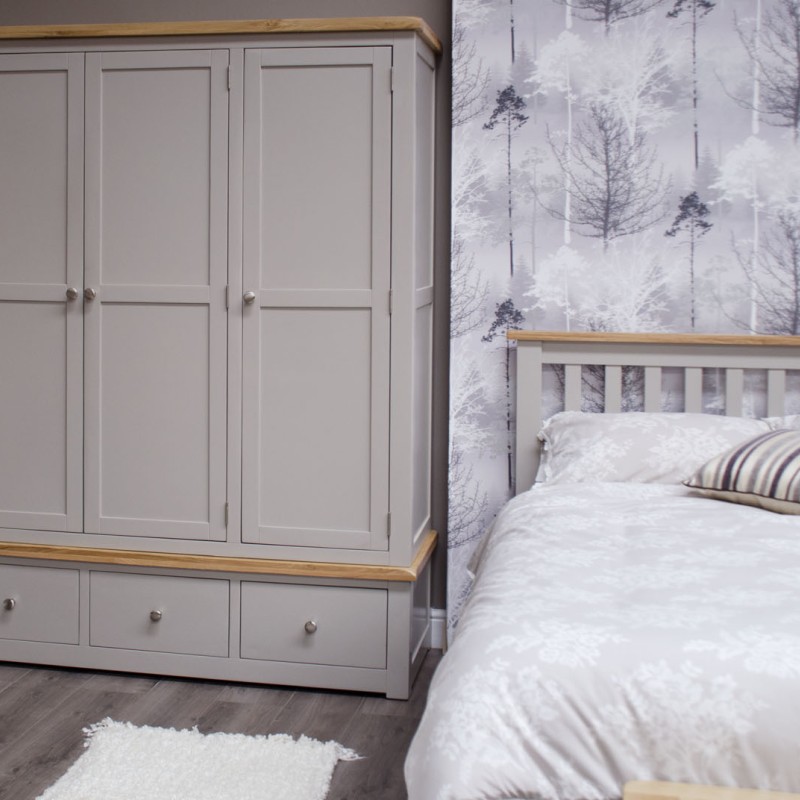 Diamond Grey Painted Triple Wardrobe