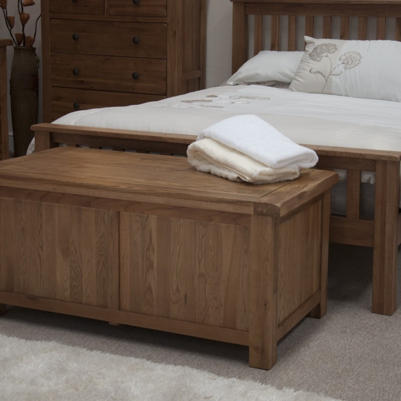 Homestyle Rustic Oak Blanket Box