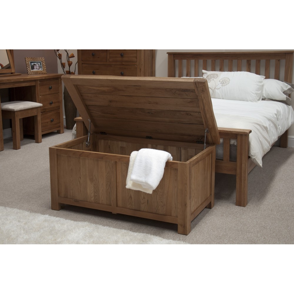 Homestyle Rustic Oak Blanket Box