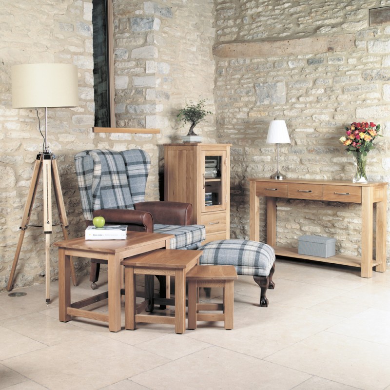 Mobel Oak Nest of 3 Coffee Tables