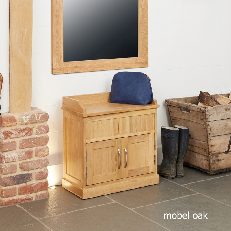 Mobel Oak Shoe Bench with Hidden Storage