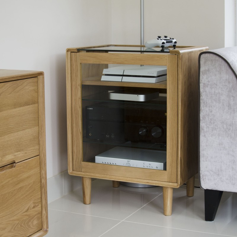 Scandic Oak Hifi Unit