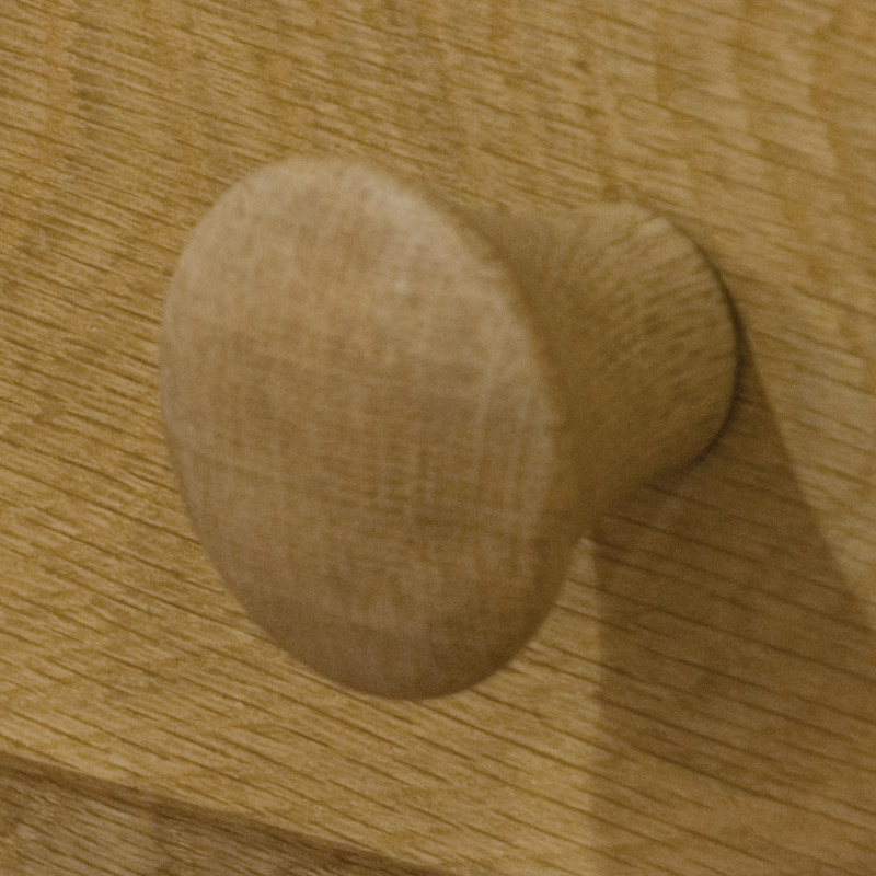 Deluxe Oak Large Sideboard